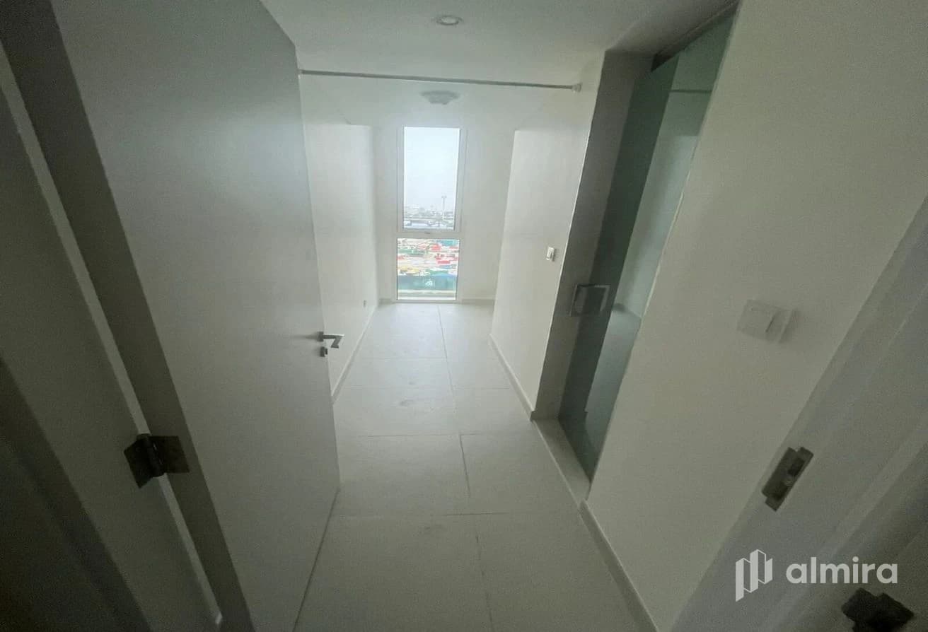 Elegant 2BR+M | Beach Access | Community View