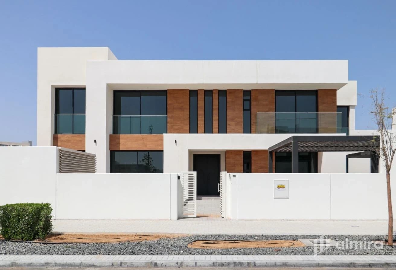 Single Row Corner | Brand New | Type C | Vacant