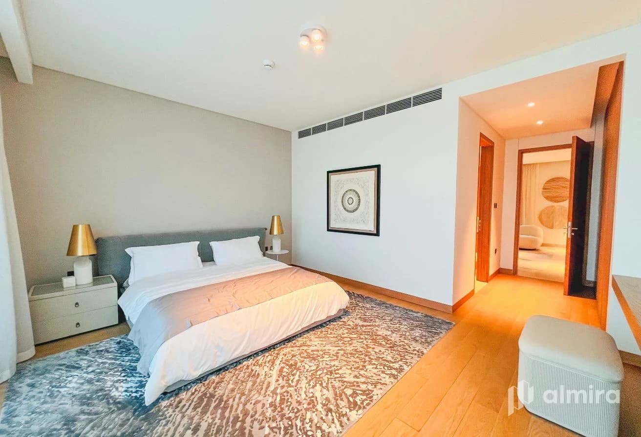 Premium 5BR + Pod | Single Row | Prime Location