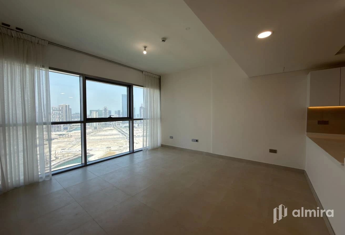 Full Canal View | High Floor | Vacant | Balcony