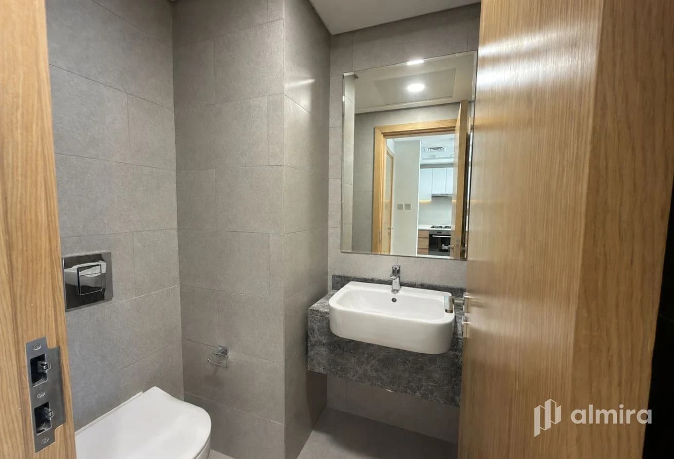 Full Canal View | High Floor | Vacant | Balcony