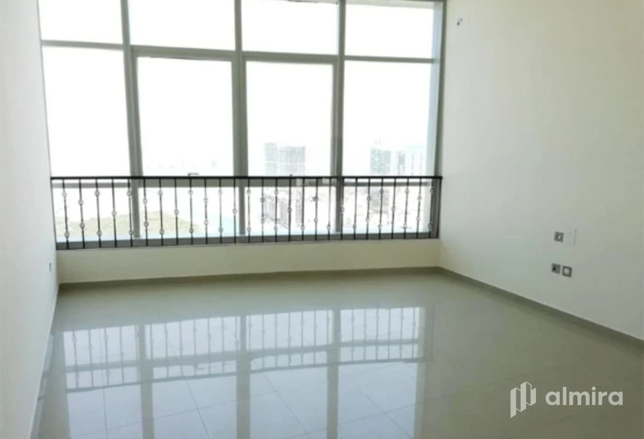 Pristine Condition | Ideal Investment | Prime Area