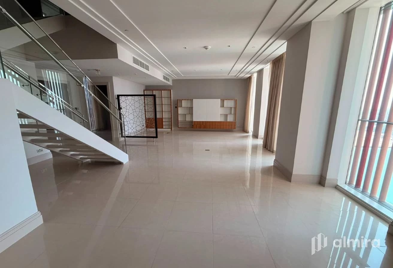 High Floor | 2BR Duplex | Sea View