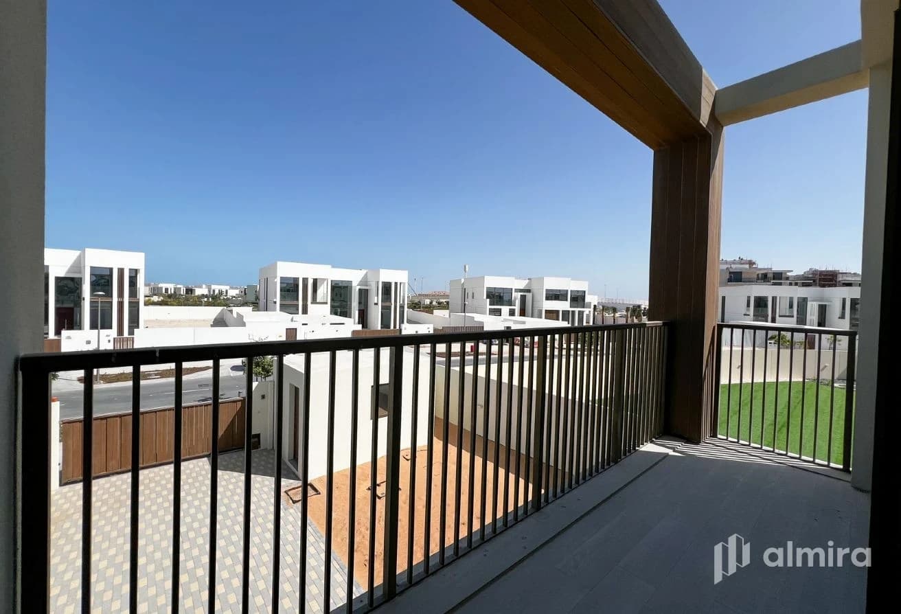 Type V4 Executive | Premium Amenities | Prime Home