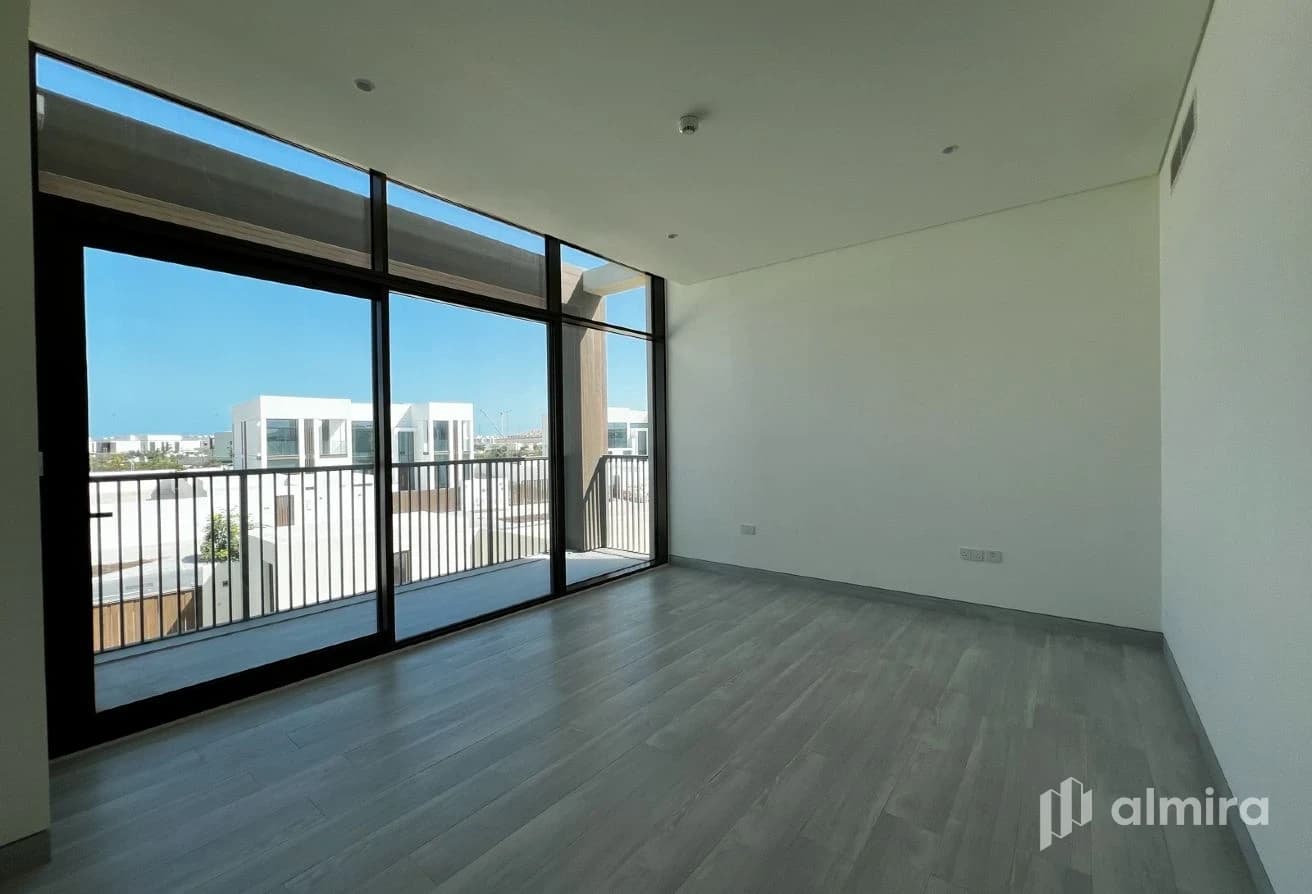 Type V4 Executive | Premium Amenities | Prime Home