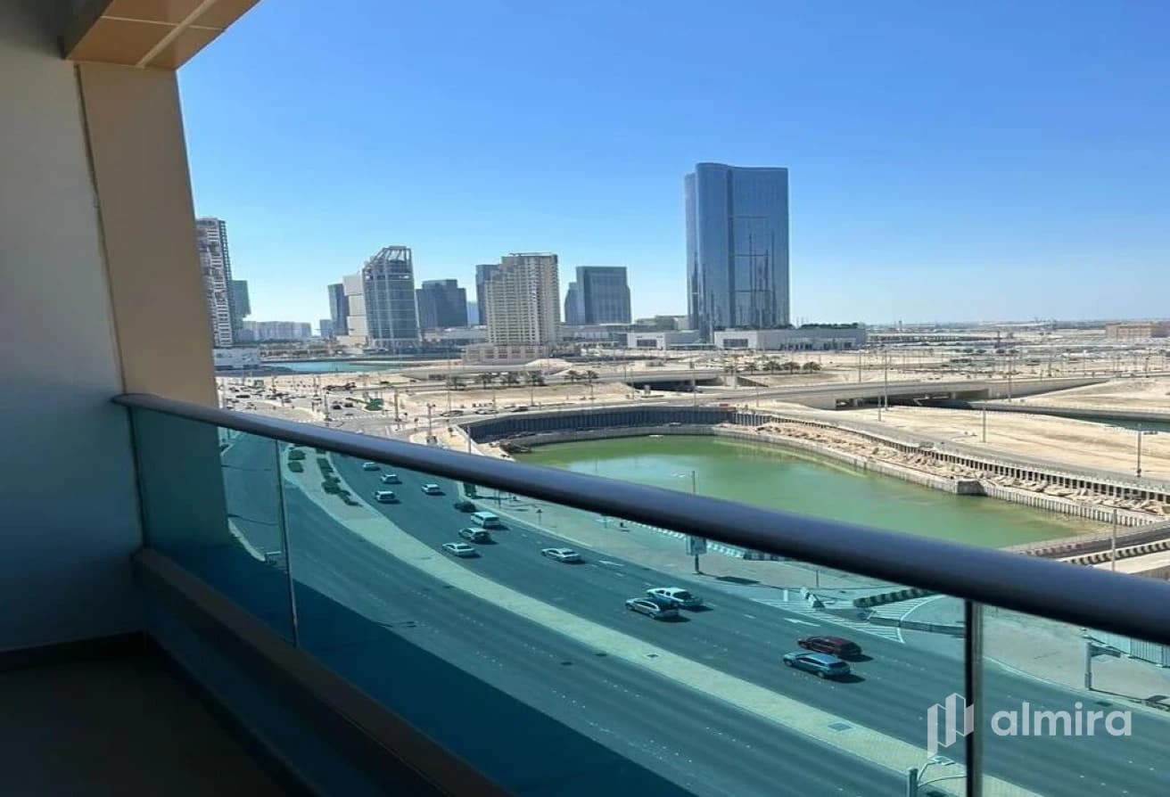 Canal View | Studio w/ Balcony | Spacious Layout