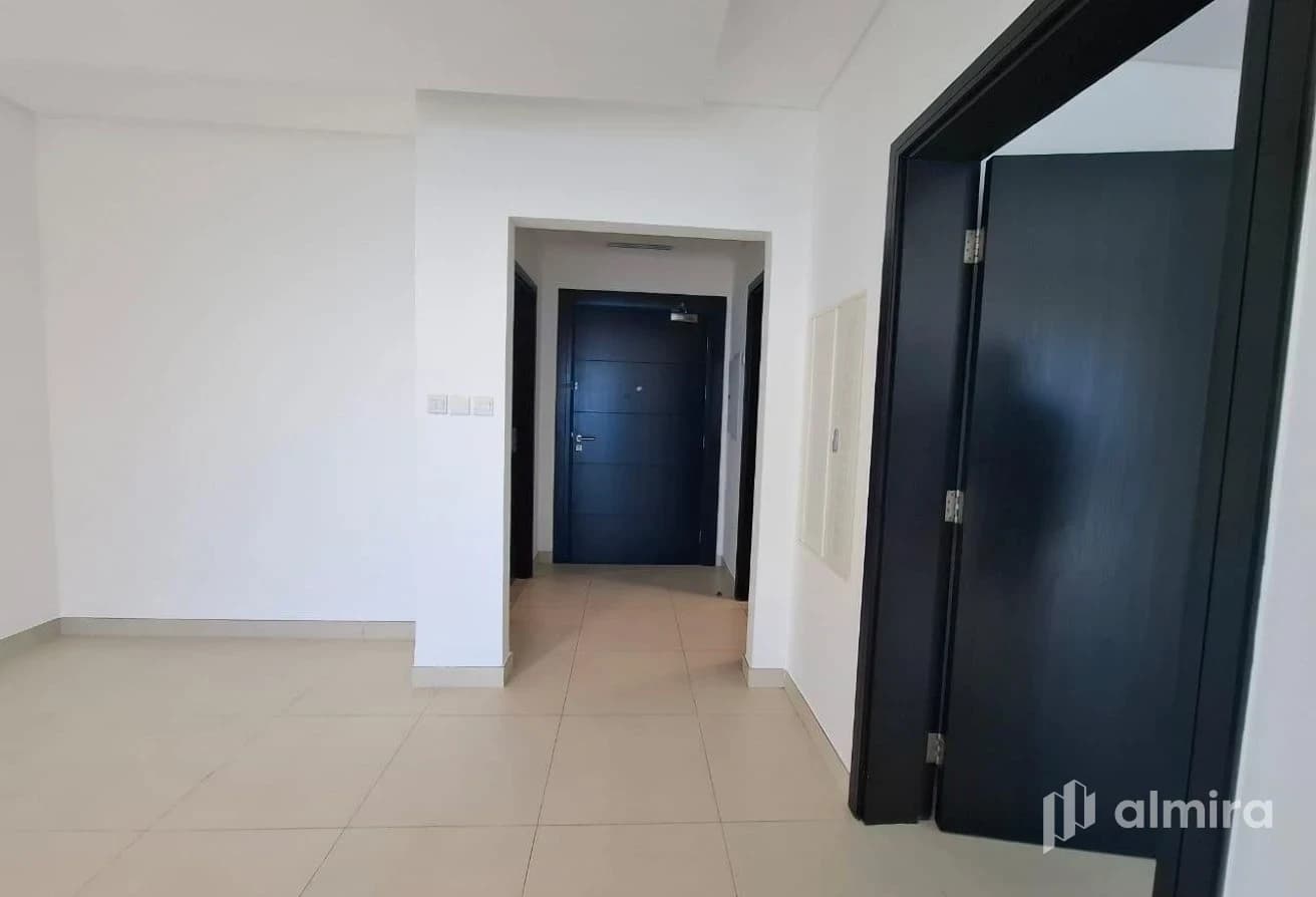 High Floor | 1BR with Balcony | Good Condition