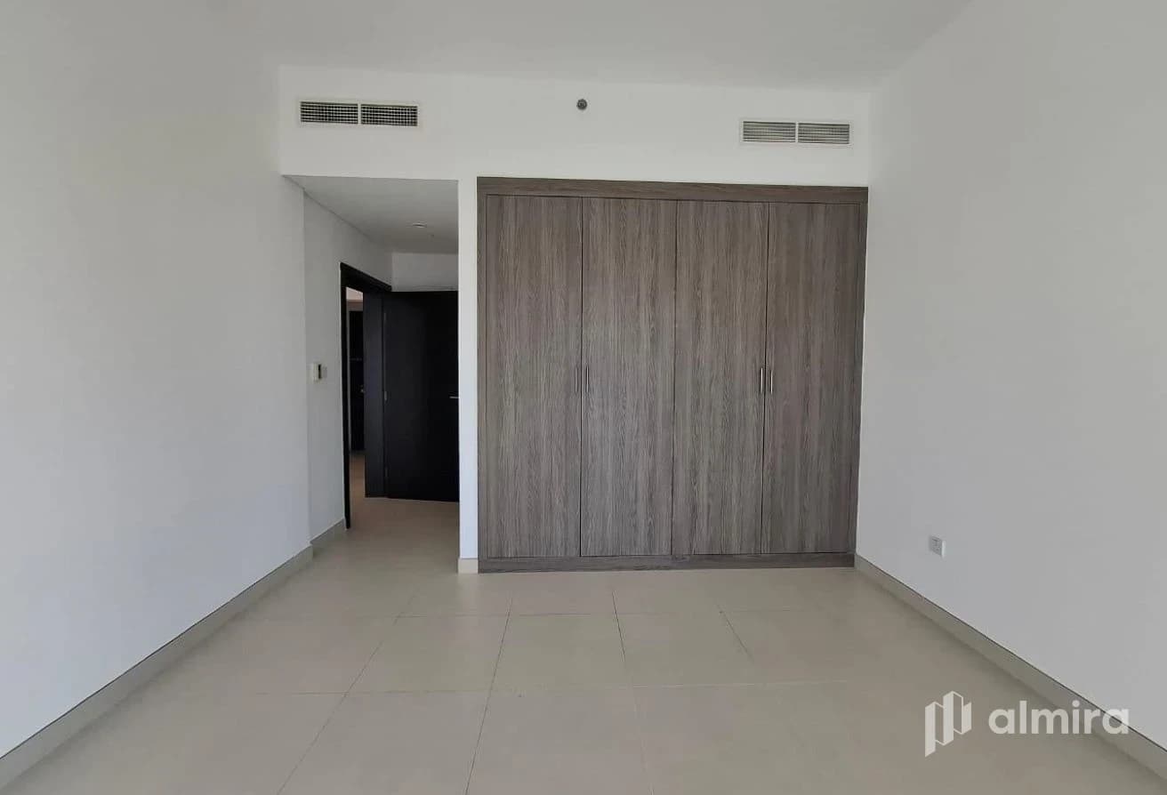High Floor | 1BR with Balcony | Good Condition