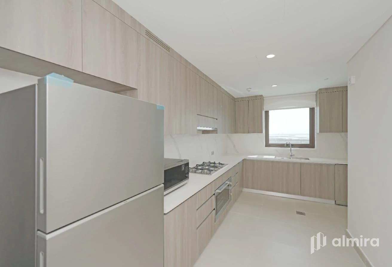 Furnished | Golf and Sea View | Highest Floor
