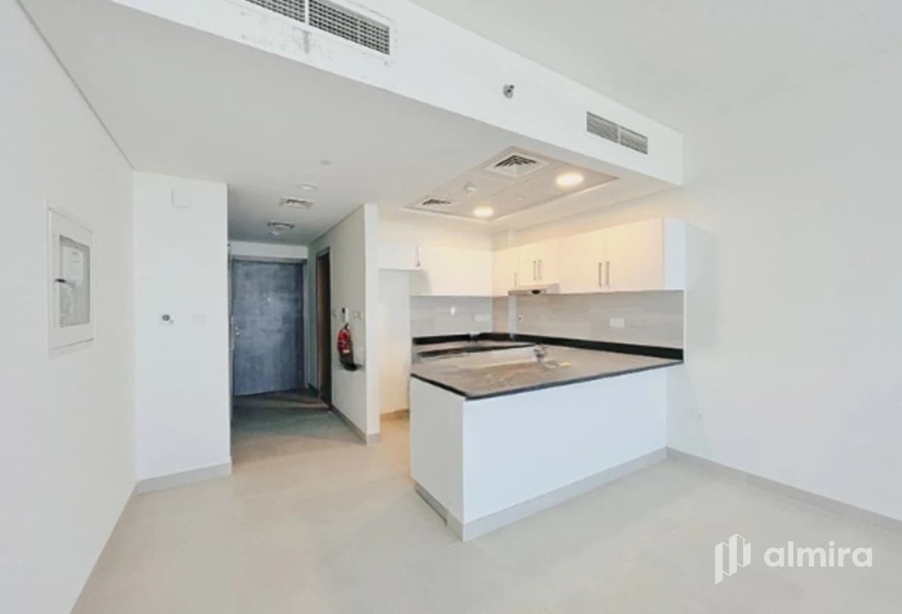 Highly Maintained | Spacious Studio | Vacant Soon