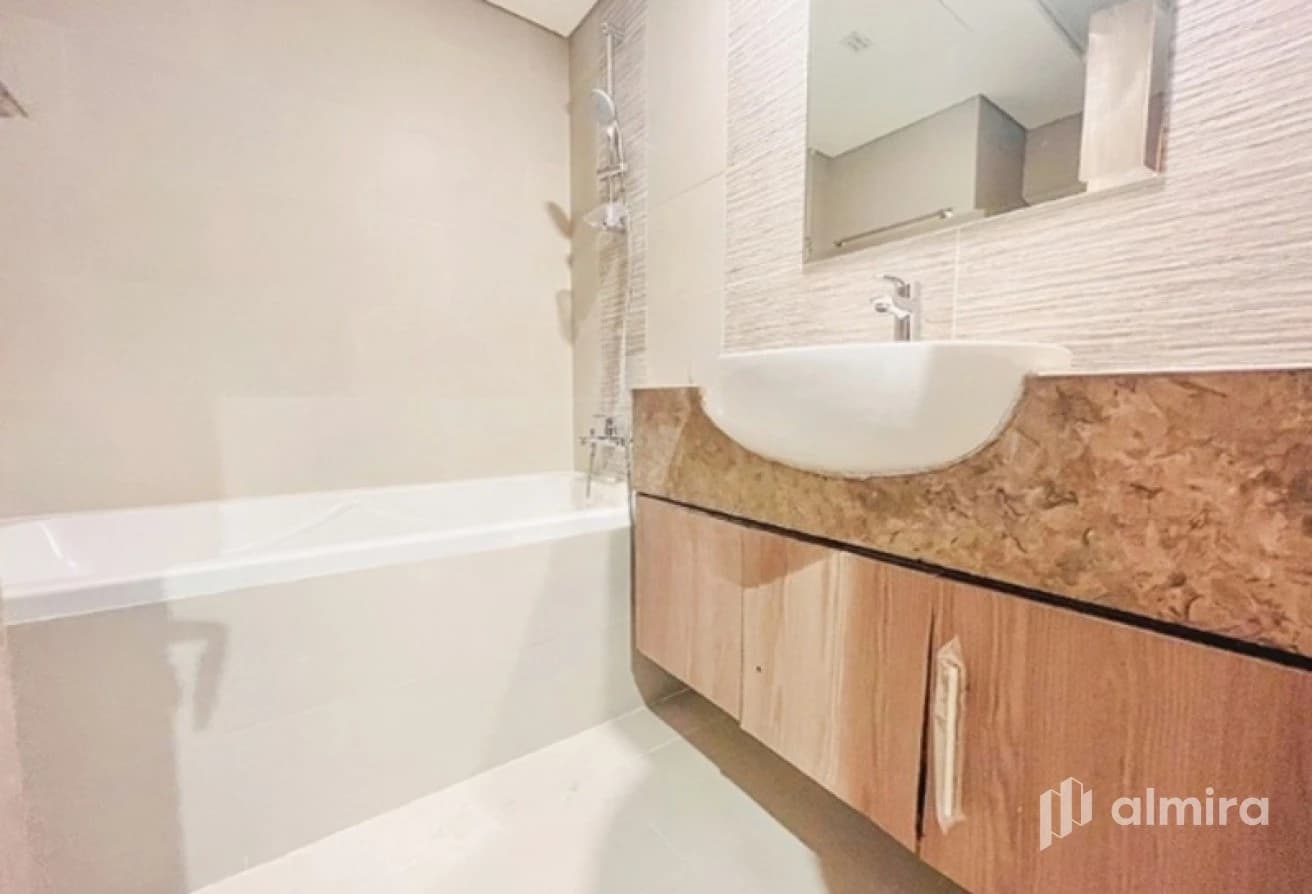 Highly Maintained | Spacious Studio | Vacant Soon
