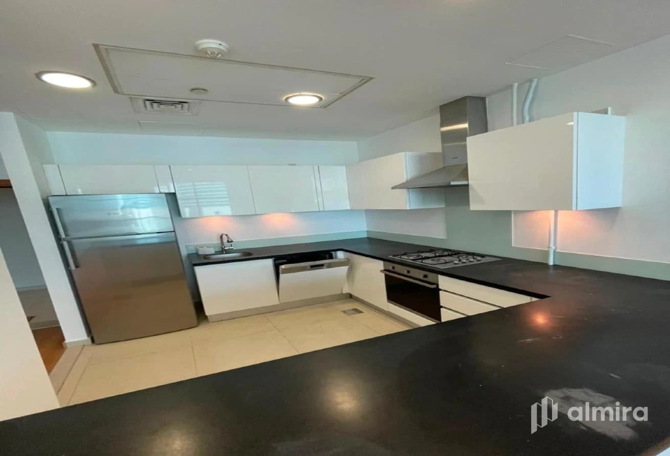 Full Sea View | Modern Layout | Vacant