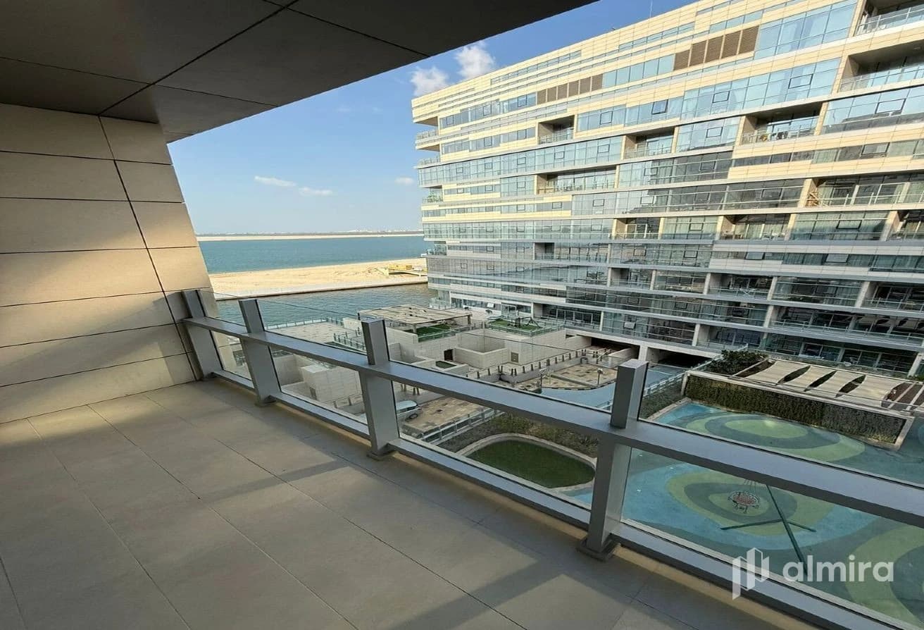 Partial Sea View | 2 Balconies | Well Maintained