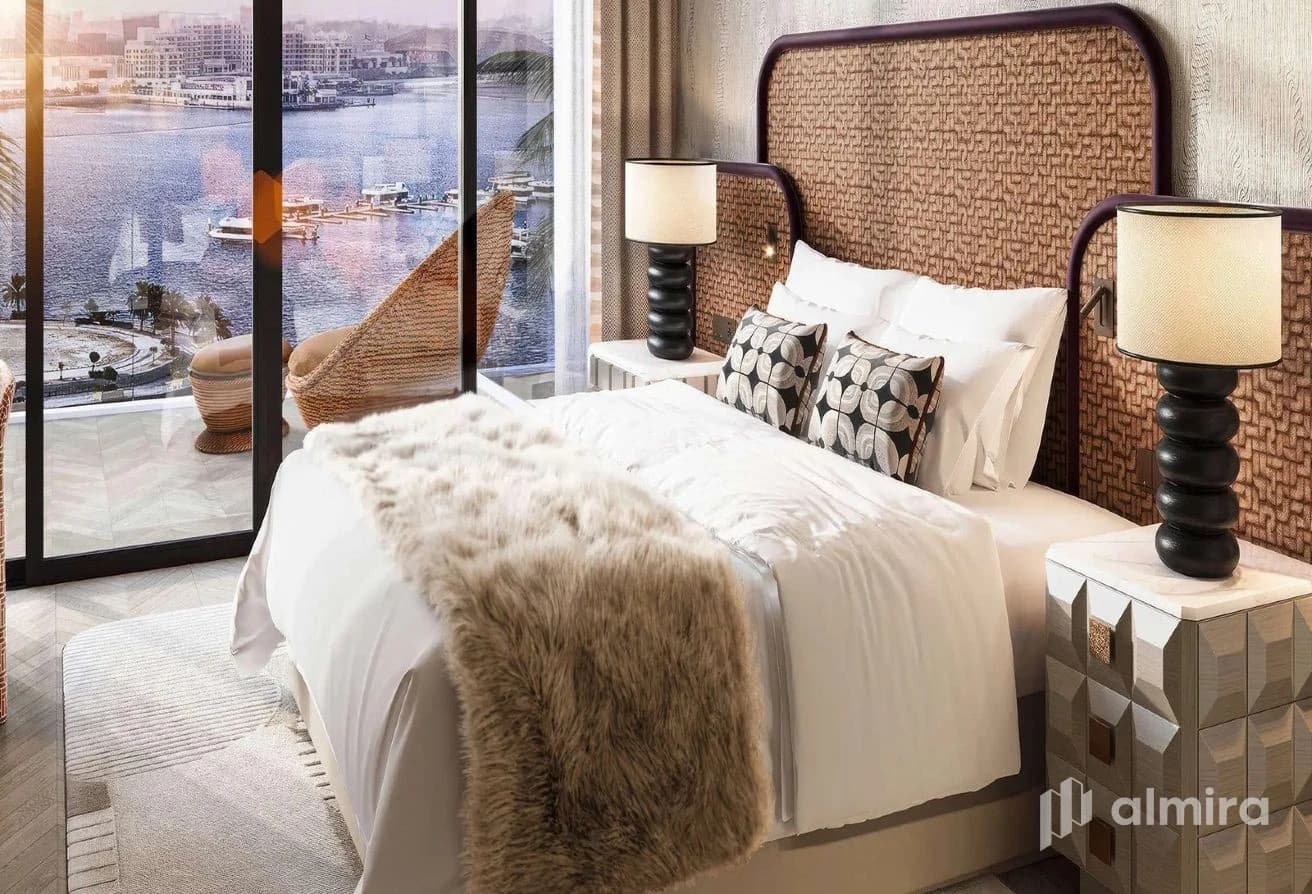 Luxurious Living | 1BR with Balcony | Waterfront