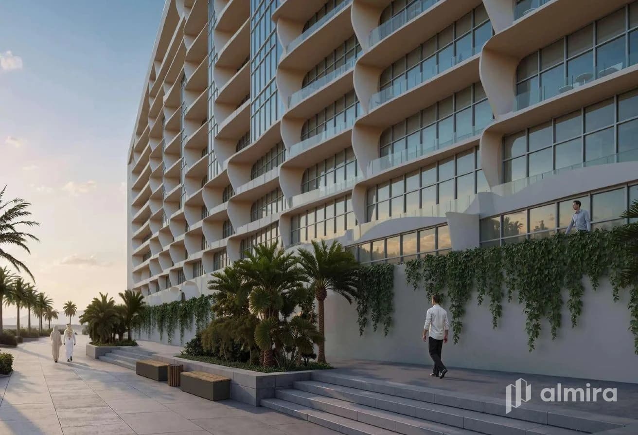 Luxurious Living | 1BR with Balcony | Waterfront